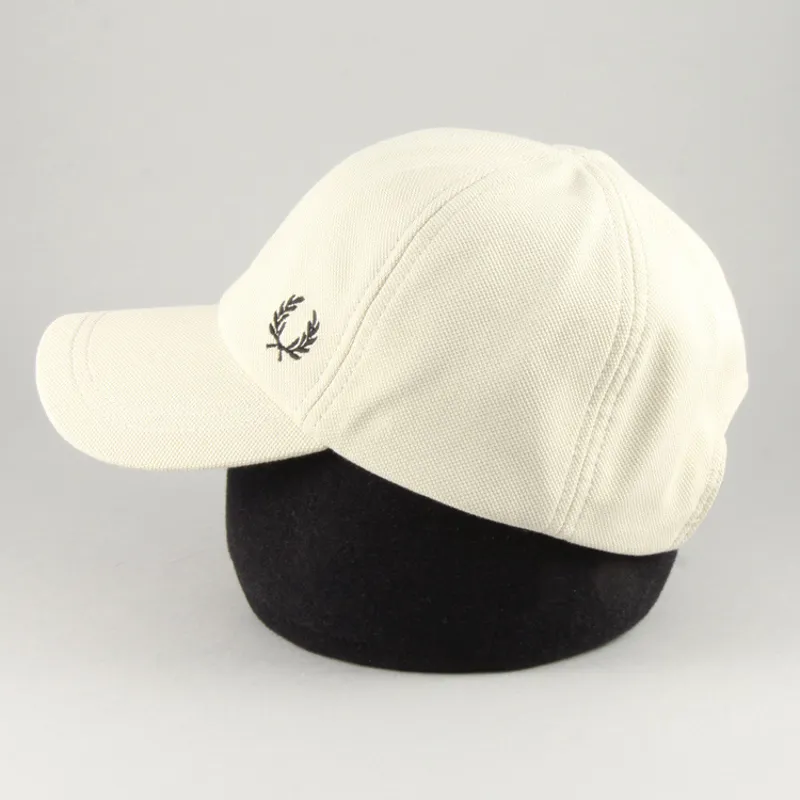 Fred Perry Pique Classic Cap - Light Oyster -1